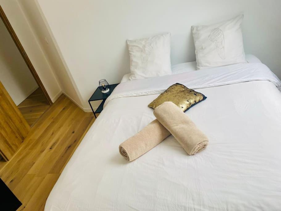 Villa Kay Doudou 60M2 - 5 Min Aeroport - Navette - Parking à Bonlier Extérieur photo