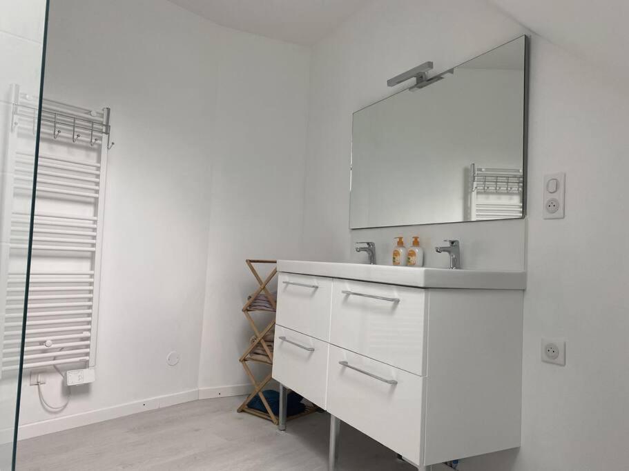 Villa Kay Doudou 60M2 - 5 Min Aeroport - Navette - Parking à Bonlier Extérieur photo